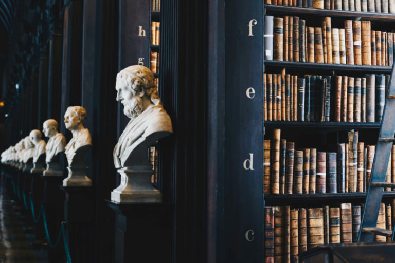 الفلاسفة بين التكفير وإصابة الحقيقة؟ من كتاب عزاءات الفلسفة